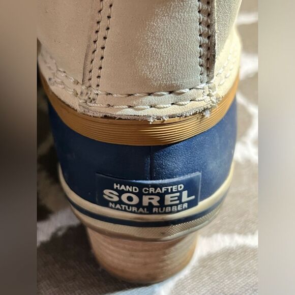 SOREL winter boots navy/tan, quilted, cozy snow/ rain winter boot. Size 8M-great - Picture 6 of 12